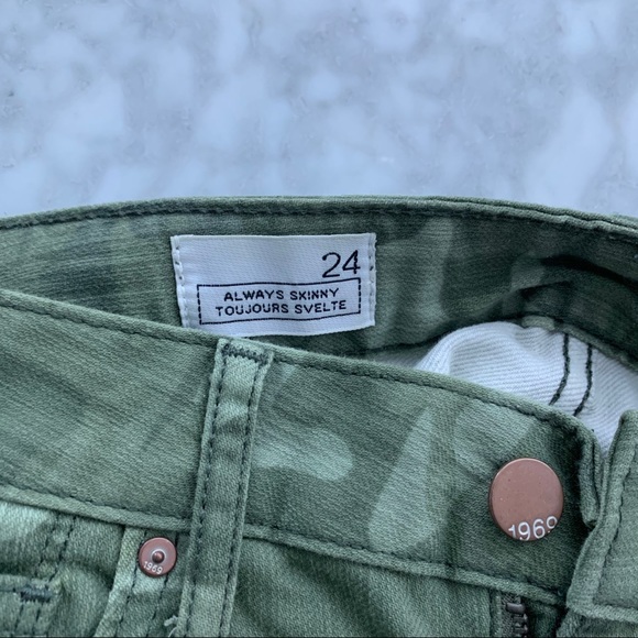 Gap Camo Skinny Jeans - Picture 3 of 4